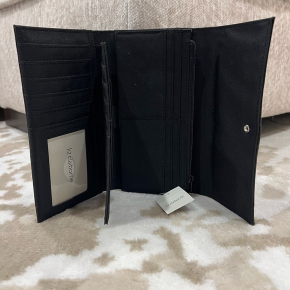 Liz Claiborne Faux Snakeskin Wallet- NWT - Picture 8 of 16